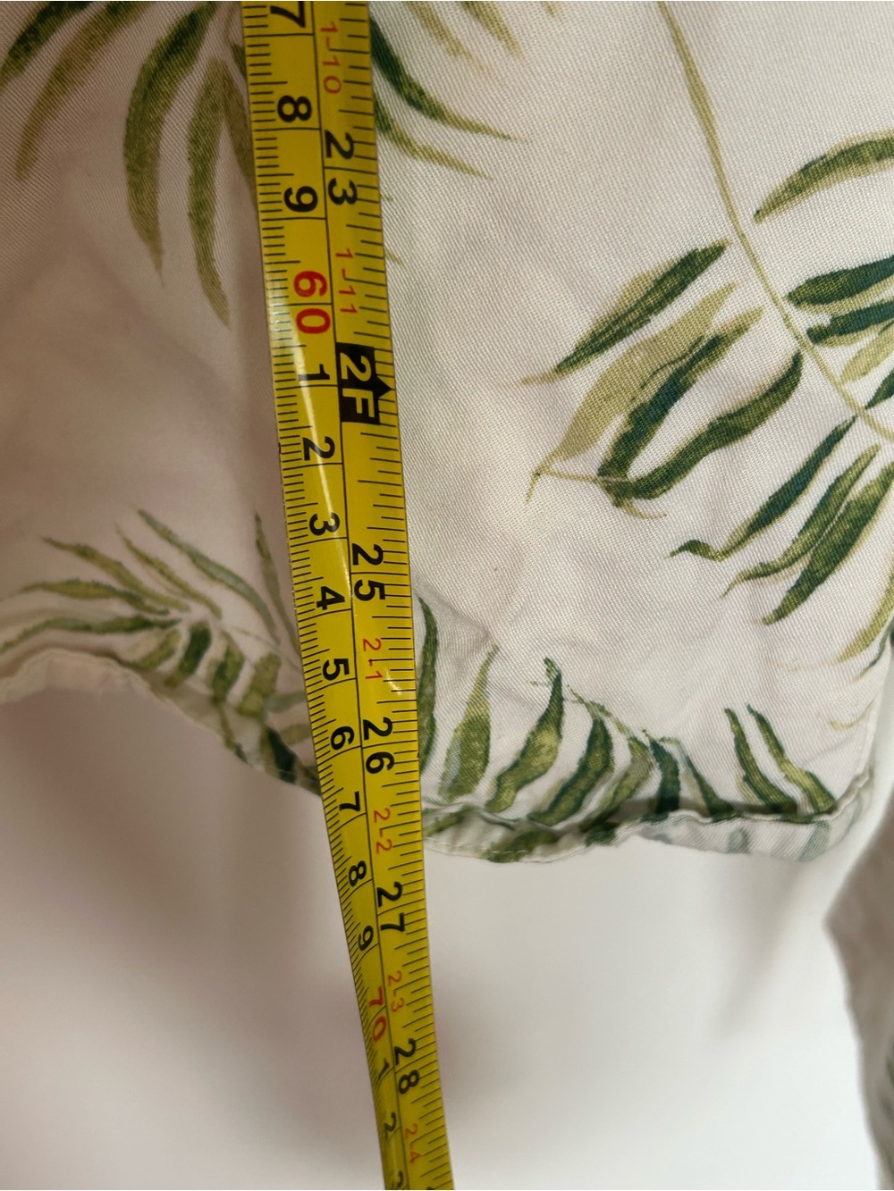 2 for 10$ ☀️Palm print collared dress with a button-down front sz 4 - Picture 14 of 16